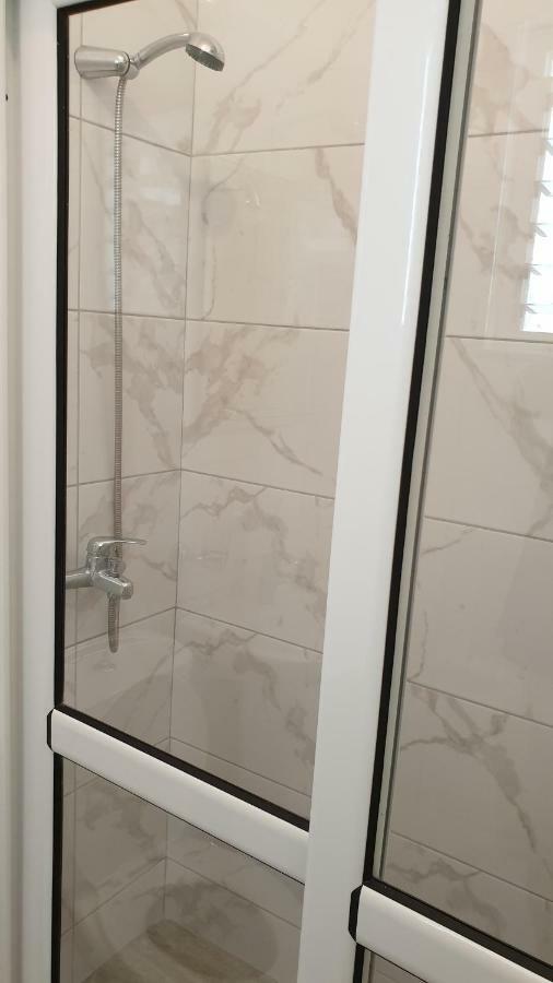 Luigi S Fairyview Apartment Sarande Luaran gambar